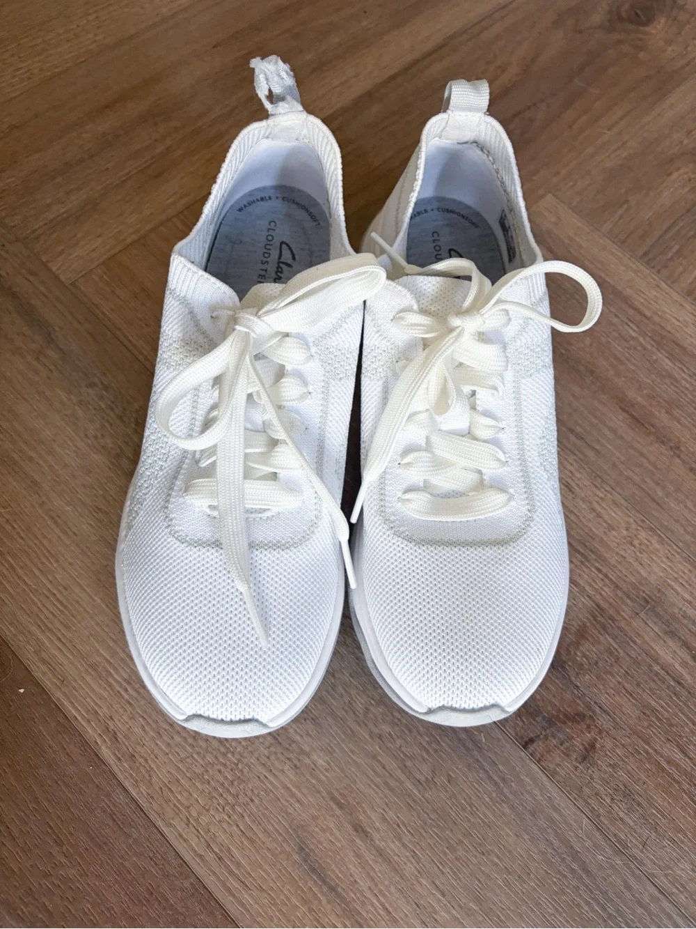 Clarks White Grey Circuit Cloudsteppers Knit Lace Tie Sneakers size 7 No Box